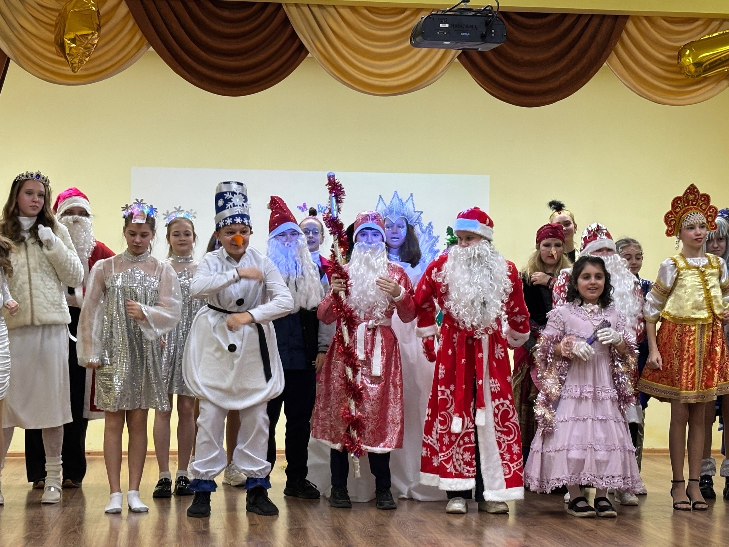 Фото школьного праздника